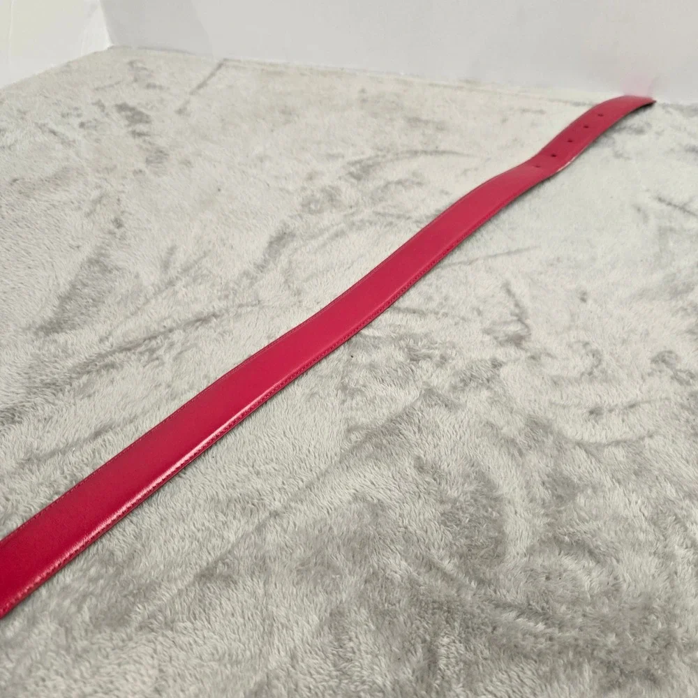 Liz Claiborne Vintage Red Leather Belt Gold Crest Buckle Medium 2515
